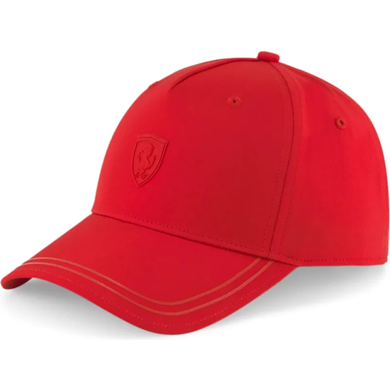 rote-verstellbare-curved-cap-mit-rotem-sptwr-style-logo-von-ferrari-formula-1-von-puma