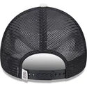 cepice-zaoblena-bezova-snapback-a-frame-bugs-bunny-y-pato-lucas-looney-tunes-new-era