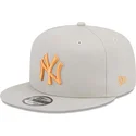 cepice-rovna-bezova-snapback-9fifty-side-patch-new-york-yankees-mlb-new-era