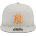 cepice-rovna-bezova-snapback-9fifty-side-patch-new-york-yankees-mlb-new-era