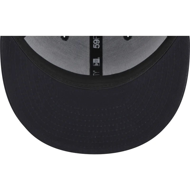 cepice-rovna-namornicka-modra-prilehava-59fifty-team-outline-new-york-yankees-mlb-new-era cepice-rovna-namornicka-modra-prilehava-59fifty-team-outline-new-york-yankees-mlb-new-era