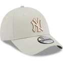 cepice-zaoblena-bezova-nastavitelny-9forty-team-outline-new-york-yankees-mlb-new-era