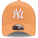 cepice-zaoblena-oranzova-snapback-a-frame-league-essential-new-york-yankees-mlb-new-era
