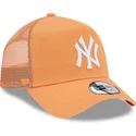 cepice-zaoblena-oranzova-snapback-a-frame-league-essential-new-york-yankees-mlb-new-era
