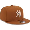 cepice-rovna-hneda-snapback-9fifty-league-essential-new-york-yankees-mlb-new-era