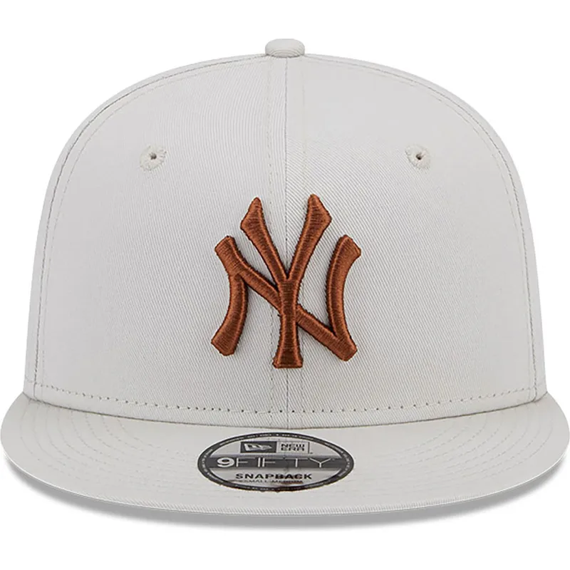 cepice-rovna-bezova-snapback-9fifty-league-essential-new-york-yankees-mlb-new-era