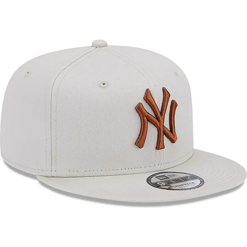cepice-rovna-bezova-snapback-9fifty-league-essential-new-york-yankees-mlb-new-era