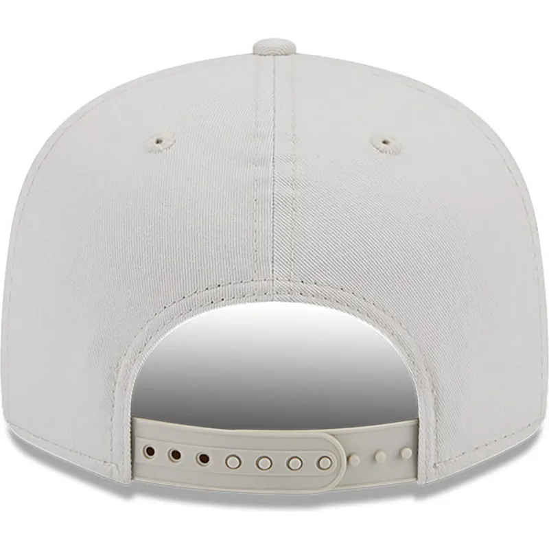 cepice-rovna-bezova-snapback-9fifty-league-essential-new-york-yankees-mlb-new-era