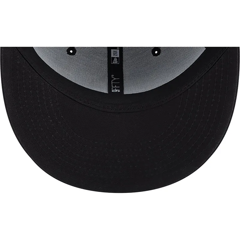 cepice-rovna-cerna-snapback-9fifty-league-essential-new-york-yankees-mlb-new-era