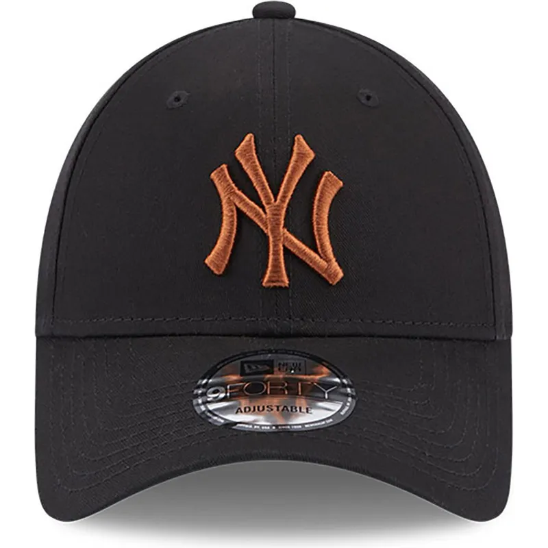 cepice-zaoblena-cerna-nastavitelny-9forty-league-essential-new-york-yankees-mlb-new-era