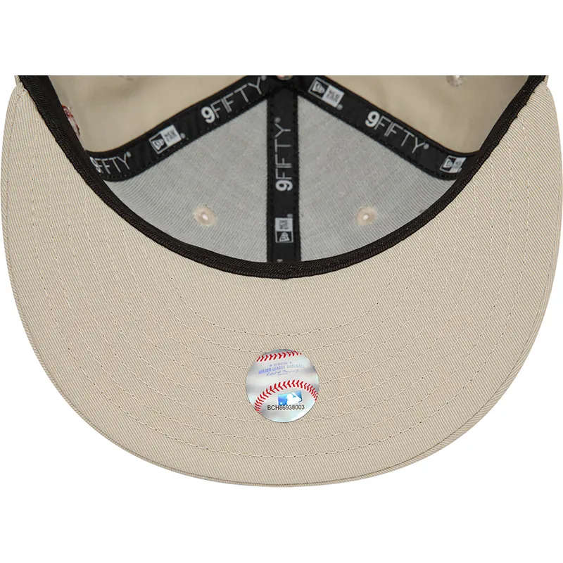 cepice-rovna-bezova-snapback-9fifty-koi-fish-new-york-yankees-mlb-new-era