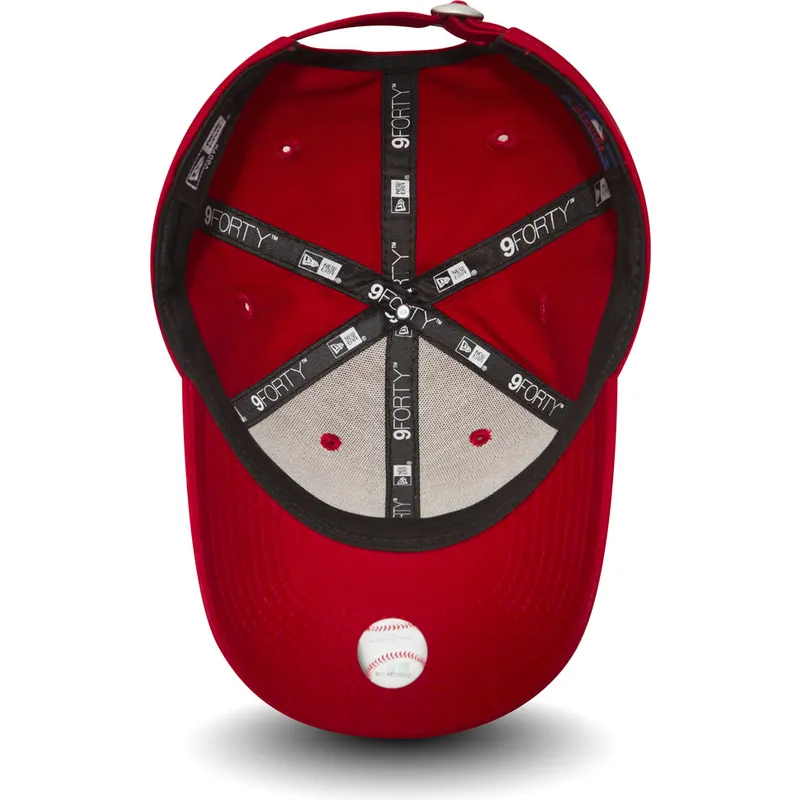 rote-verstellbare-gebogene-kappe-fur-kinder-9forty-essential-new-york-yankees-mlb-von-new-era