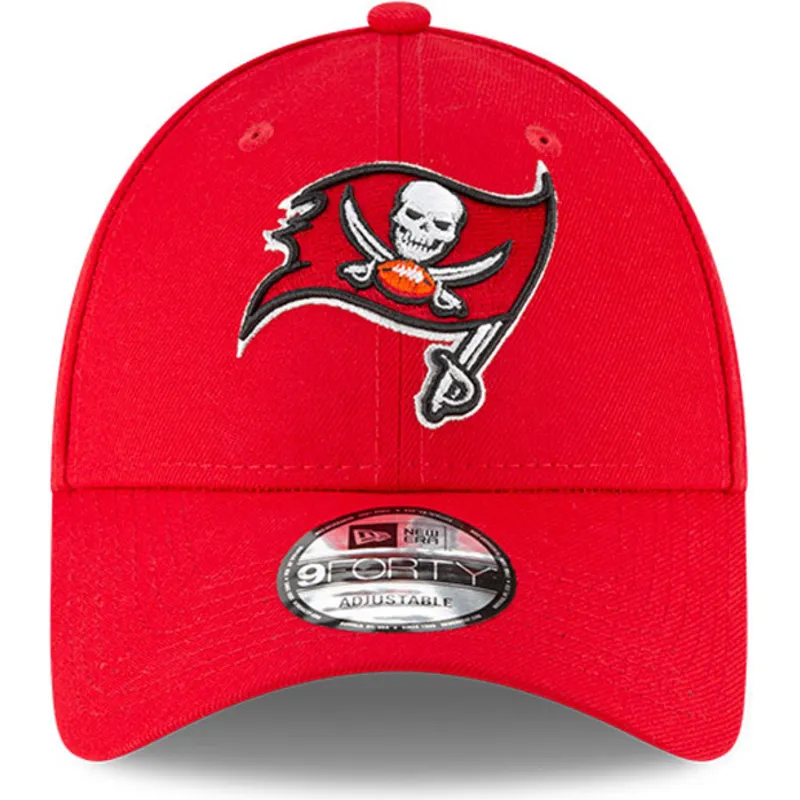 cap-zaoblena-red-adjustable-strap-9forty-tampa-bay-buccaneers-nfl-new-era