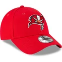 cap-zaoblena-red-adjustable-strap-9forty-tampa-bay-buccaneers-nfl-new-era