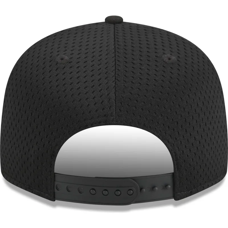 schwarze-flache-snapback-kappe-9fifty-post-up-pin-der-boston-red-sox-mlb-von-new-era