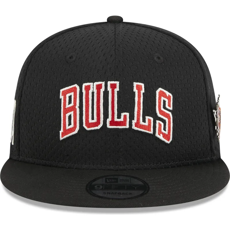 cepice-rovna-cerna-snapback-9fifty-post-up-pin-chicago-bulls-nba-new-era