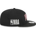 cepice-rovna-cerna-snapback-9fifty-post-up-pin-chicago-bulls-nba-new-era