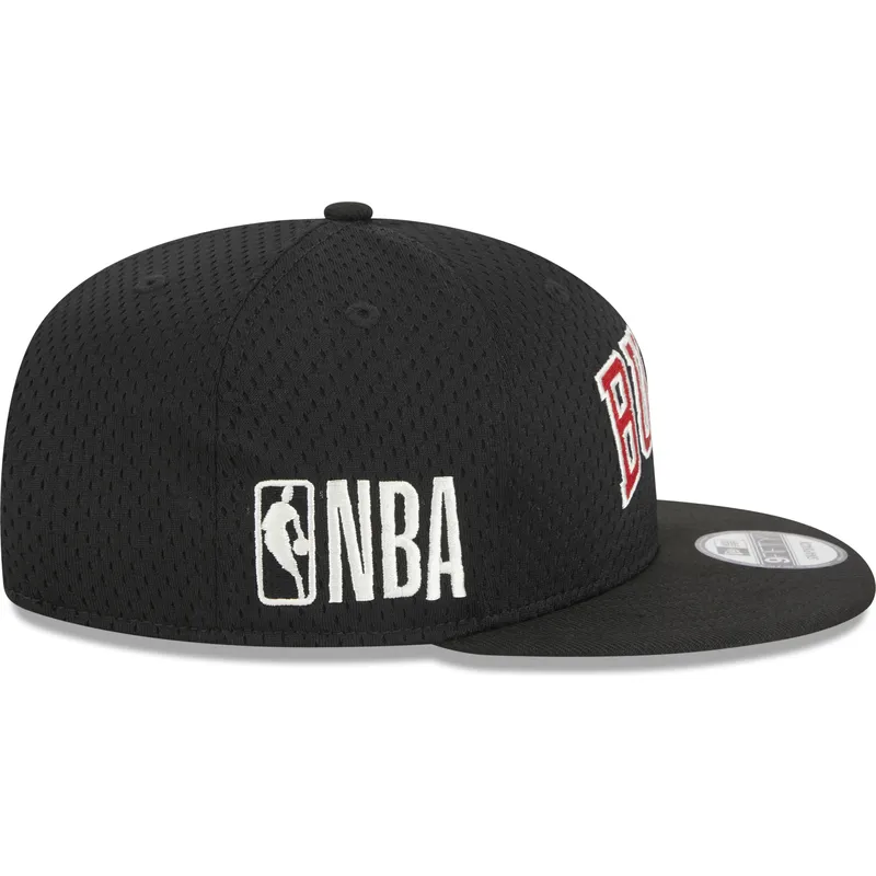 cepice-rovna-cerna-snapback-9fifty-post-up-pin-chicago-bulls-nba-new-era