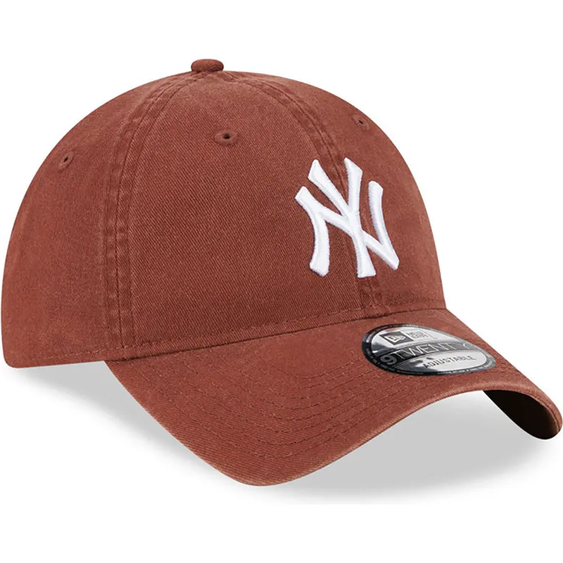 cap-zaoblena-brown-adjustable-strap-9twenty-league-essential-new-york-yankees-mlb-new-era cap-zaoblena-brown-adjustable-strap-9twenty-league-essential-new-york-yankees-mlb-new-era