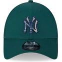 cepice-zaoblena-zelena-nastavitelny-9forty-check-infill-new-york-yankees-mlb-new-era