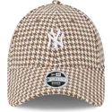 cepice-zaoblena-hneda-nastavitelny-9forty-houndstooth-new-york-yankees-mlb-new-era