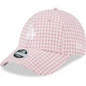 cepice-zaoblena-ruzova-nastavitelny-9forty-houndstooth-los-angeles-dodgers-mlb-new-era
