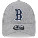 boston-red-sox-mlb-9forty-essential-melton-wool-verstellbare-graue-kappe-mit-gebogenem-schirm-und-blauem-logo-von-new-era