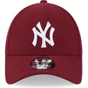 cepice-zaoblena-cervena-nastavitelny-9forty-essential-melton-wool-new-york-yankees-mlb-new-era