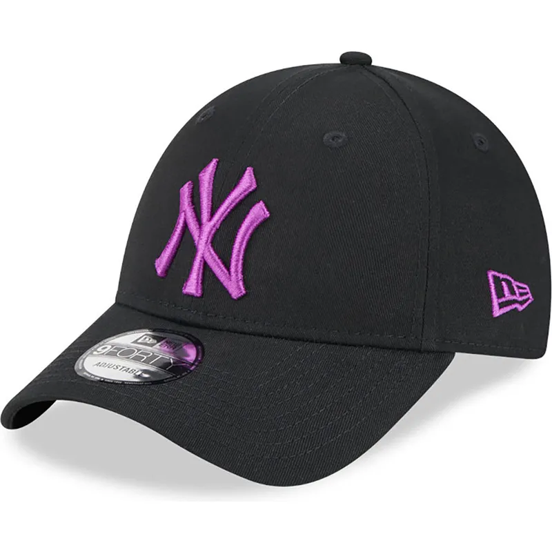 cepice-zaoblena-cerna-nastavitelny-9forty-league-essential-new-york-yankees-mlb-new-era