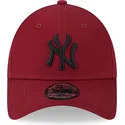 cepice-zaoblena-cervena-nastavitelny-9forty-league-essential-new-york-yankees-mlb-new-era