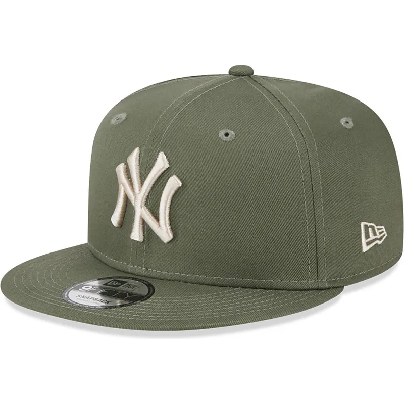 cepice-rovna-zelena-snapback-9fifty-league-essential-new-york-yankees-mlb-new-era