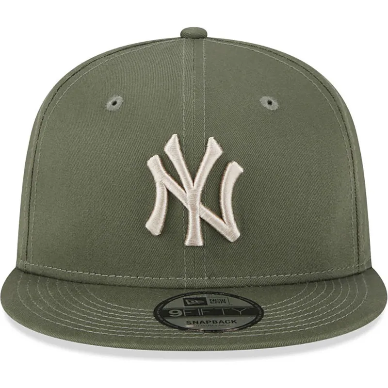 cepice-rovna-zelena-snapback-9fifty-league-essential-new-york-yankees-mlb-new-era