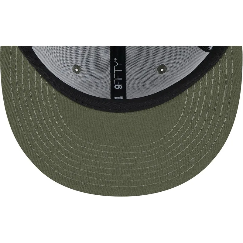 cepice-rovna-zelena-snapback-9fifty-league-essential-new-york-yankees-mlb-new-era