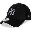 verstellbare-schwarze-curved-cap-9forty-wide-cord-der-new-york-yankees-mlb-von-new-era