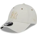 cepice-zaoblena-bezova-nastavitelny-9forty-washed-canvas-new-york-yankees-mlb-new-era
