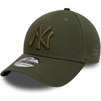 gron-bojd-keps-med-justerbar-passform-och-gront-new-york-yankees-logotyp-39thirty-league-essential-fran-new-era-mlb