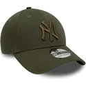 gron-bojd-keps-med-justerbar-passform-och-gront-new-york-yankees-logotyp-39thirty-league-essential-fran-new-era-mlb