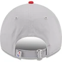 graue-und-rote-verstellbare-curved-cap-9twenty-tip-off-2023-der-houston-rockets-nba-von-new-era