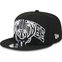 cepice-rovna-cerna-snapback-9fifty-tip-off-2023-milwaukee-bucks-nba-new-era