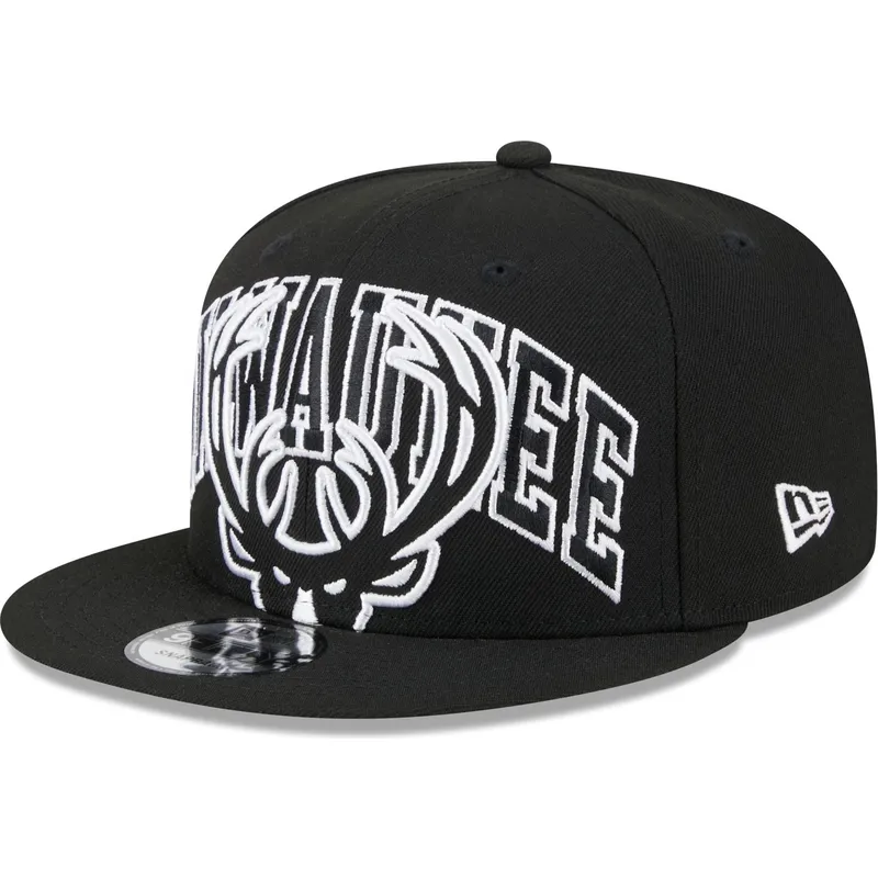 cepice-rovna-cerna-snapback-9fifty-tip-off-2023-milwaukee-bucks-nba-new-era