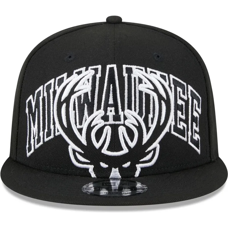 cepice-rovna-cerna-snapback-9fifty-tip-off-2023-milwaukee-bucks-nba-new-era