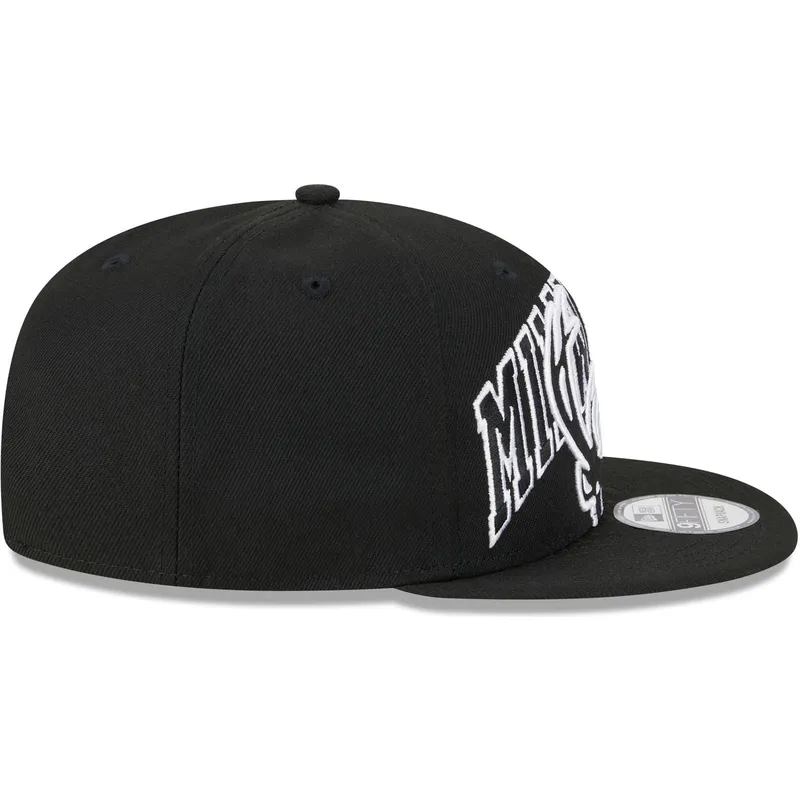 cepice-rovna-cerna-snapback-9fifty-tip-off-2023-milwaukee-bucks-nba-new-era