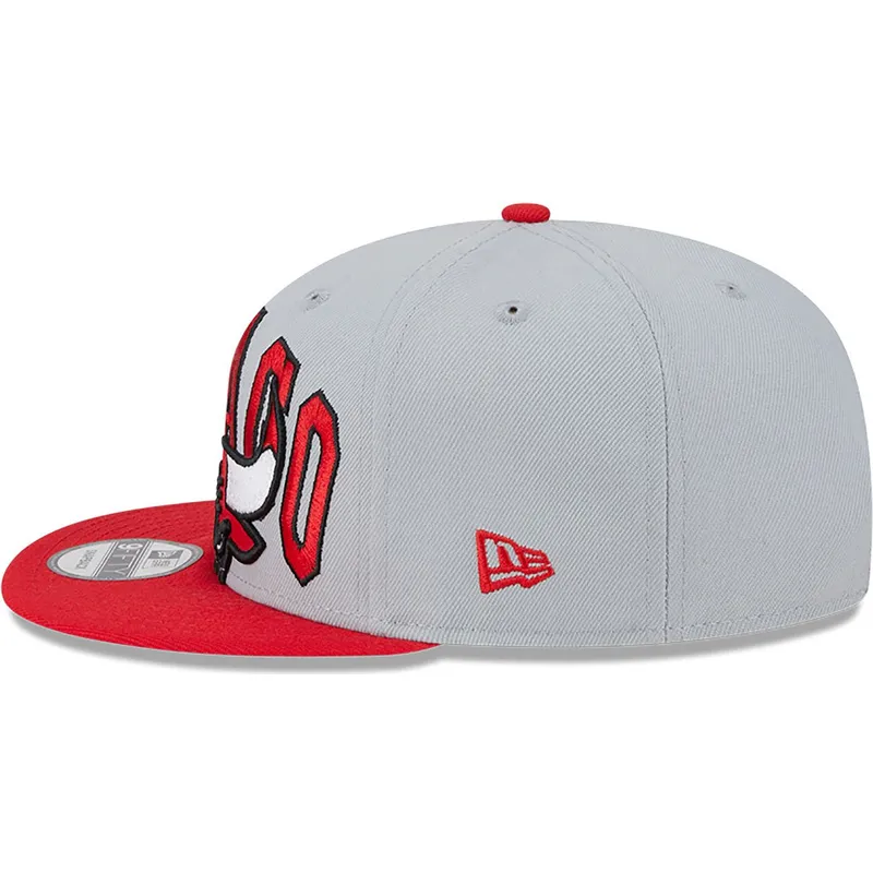 cepice-rovna-seda-snapback-9fifty-tip-off-2023-chicago-bulls-nba-new-era