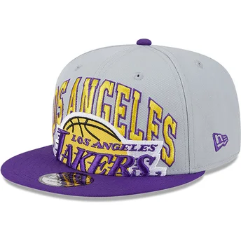 Grå och lila platt keps snapback 9FIFTY Tip Off 2023 från Los Angeles Lakers NBA av New Era