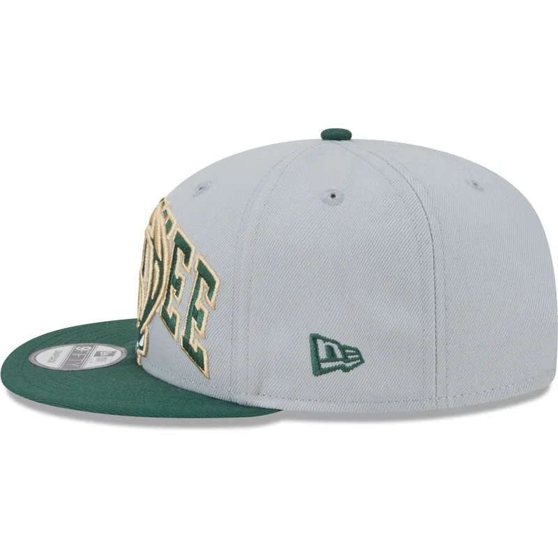 cepice-rovna-seda-snapback-9fifty-tip-off-2023-milwaukee-bucks-nba-new-era cepice-rovna-seda-snapback-9fifty-tip-off-2023-milwaukee-bucks-nba-new-era