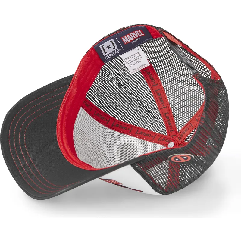 cepice-zaoblena-cerna-snapback-mar6-dea3-deadpool-marvel-comics-capslab