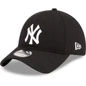 cepice-zaoblena-cerna-nastavitelny-9twenty-herringbone-new-york-yankees-mlb-new-era