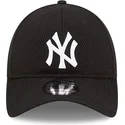 cepice-zaoblena-cerna-nastavitelny-9twenty-herringbone-new-york-yankees-mlb-new-era