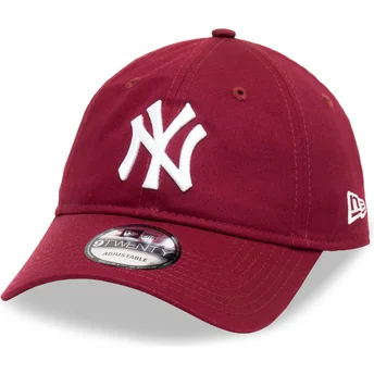 Ρυθμιζόμενο σκούρο κόκκινο καπέλο 9TWENTY League Essential των New York Yankees MLB από την New Era