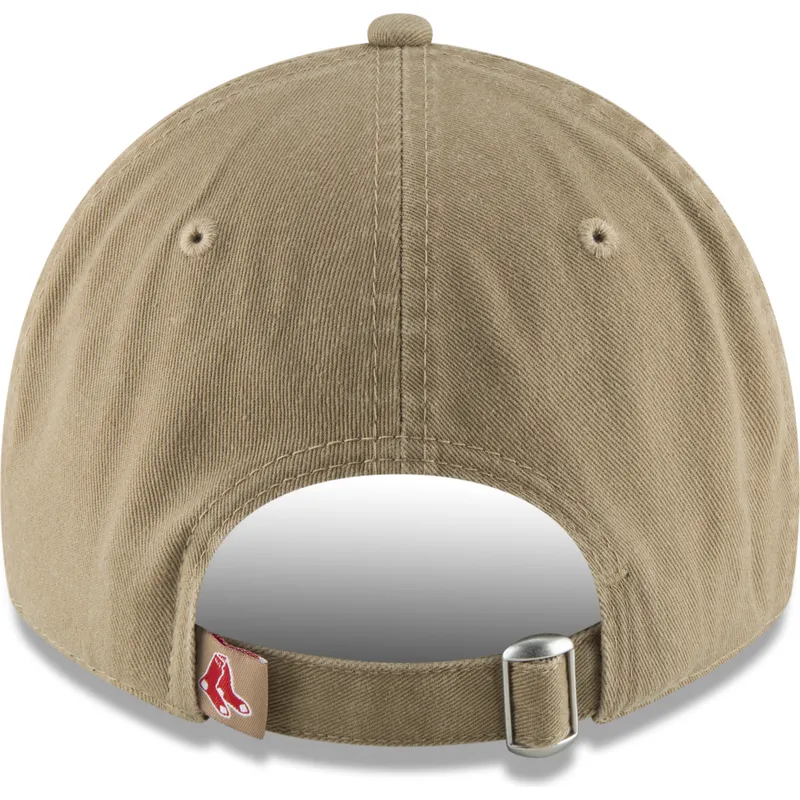 ljusbrun-bojd-justerbar-keps-med-rod-logotyp-9twenty-core-classic-fran-boston-red-sox-mlb-av-new-era